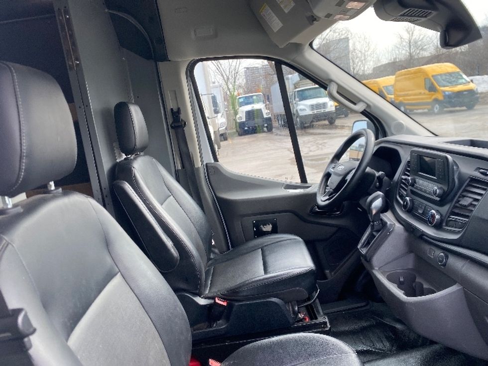 Cargo Van (Panel Van)-Light and Medium Duty Trucks-Ford-2021-Transit 250-Scarborough-ON-119,943\n\t\tkm-$ 44,000 - Image 19
