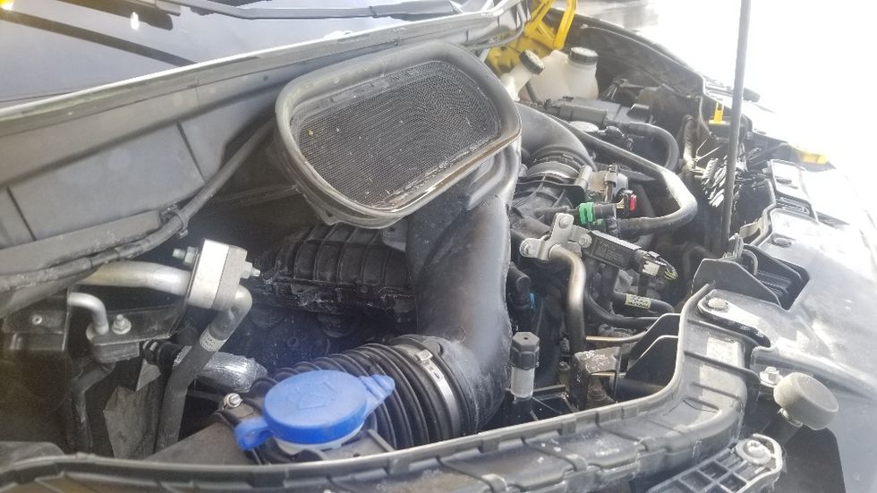 Cargo Van (Panel Van)-Light and Medium Duty Trucks-Ford-2021-Transit 250-Scarborough-ON-121,302\n\t\tkm-$ 39,000 - Image 22