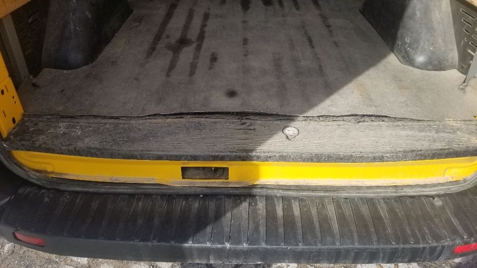 Cargo Van (Panel Van)-Light and Medium Duty Trucks-Ford-2021-Transit 250-Scarborough-ON-121,302\n\t\tkm-$ 39,000 - Image 9