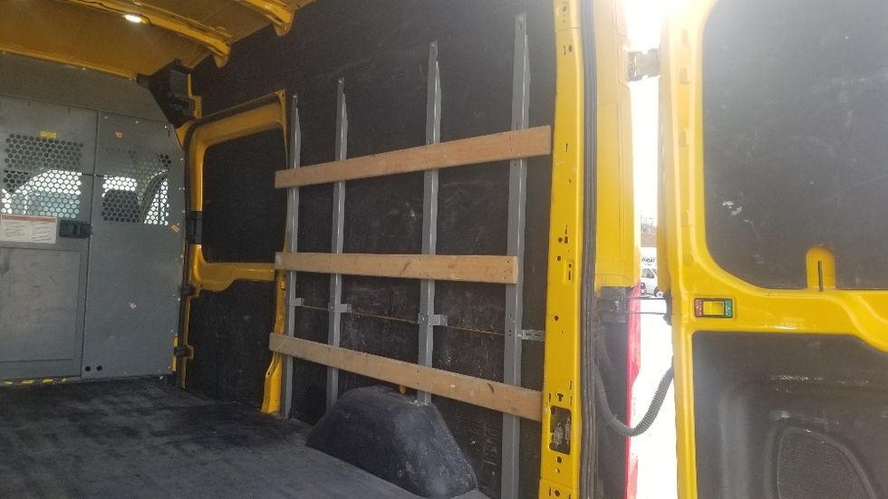 Cargo Van (Panel Van)-Light and Medium Duty Trucks-Ford-2021-Transit 250-Scarborough-ON-144,423\n\t\tkm-$ 37,250 - Image 11