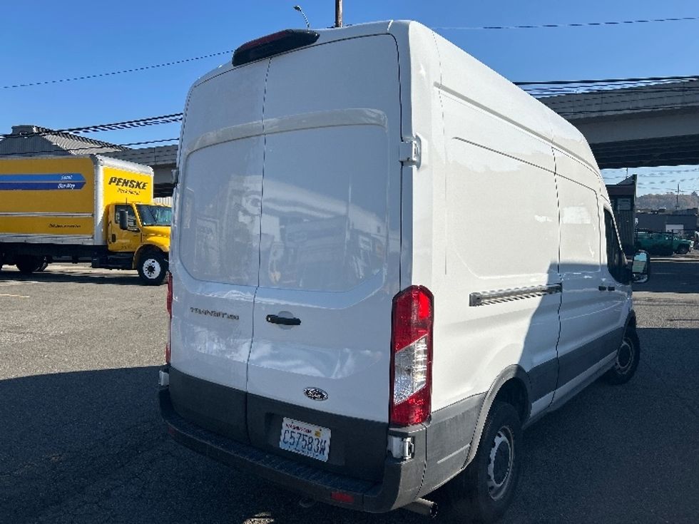 Cargo Van (Panel Van)-Light and Medium Duty Trucks-Ford-2021-Transit 250-Seattle-WA-61,802\n\t\tmiles-$ 36,000 - Image 13