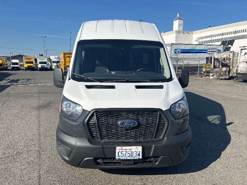 Cargo Van (Panel Van)-Light and Medium Duty Trucks-Ford-2021-Transit 250-Seattle-WA-61,802\n\t\tmiles-$ 36,000 - Image 2