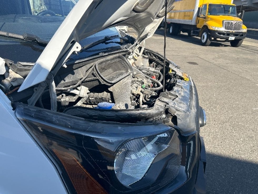 Cargo Van (Panel Van)-Light and Medium Duty Trucks-Ford-2021-Transit 250-Seattle-WA-61,802\n\t\tmiles-$ 36,000 - Image 23