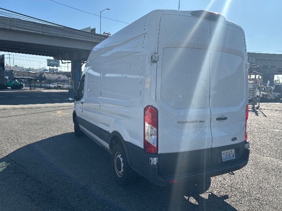 Cargo Van (Panel Van)-Light and Medium Duty Trucks-Ford-2021-Transit 250-Seattle-WA-61,802\n\t\tmiles-$ 36,000 - Image 6