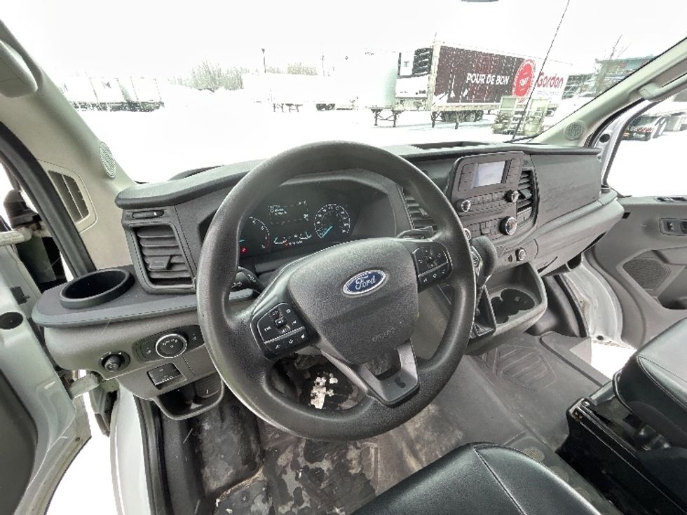 Cargo Van (Panel Van)-Light and Medium Duty Trucks-Ford-2021-Transit 250-Sherbrooke-PQ-148,017\n\t\tkm-$ 42,000 - Image 17