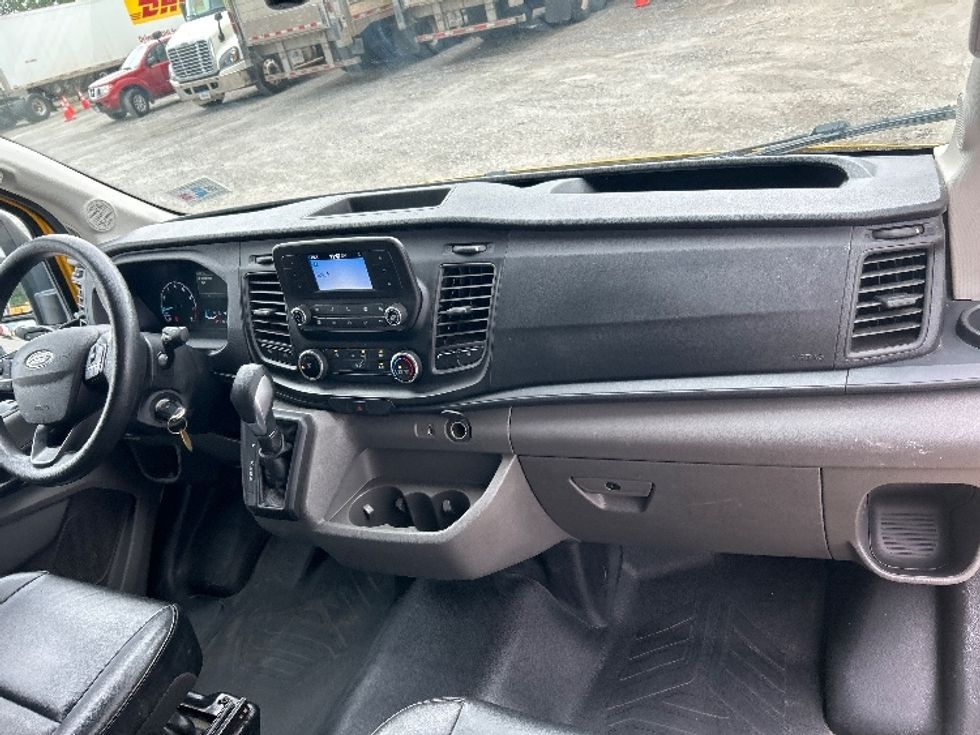 Cargo Van (Panel Van)-Light and Medium Duty Trucks-Ford-2021-Transit 250-Shreveport-LA-94,567\n\t\tmiles-$ 33,000 - Image 21