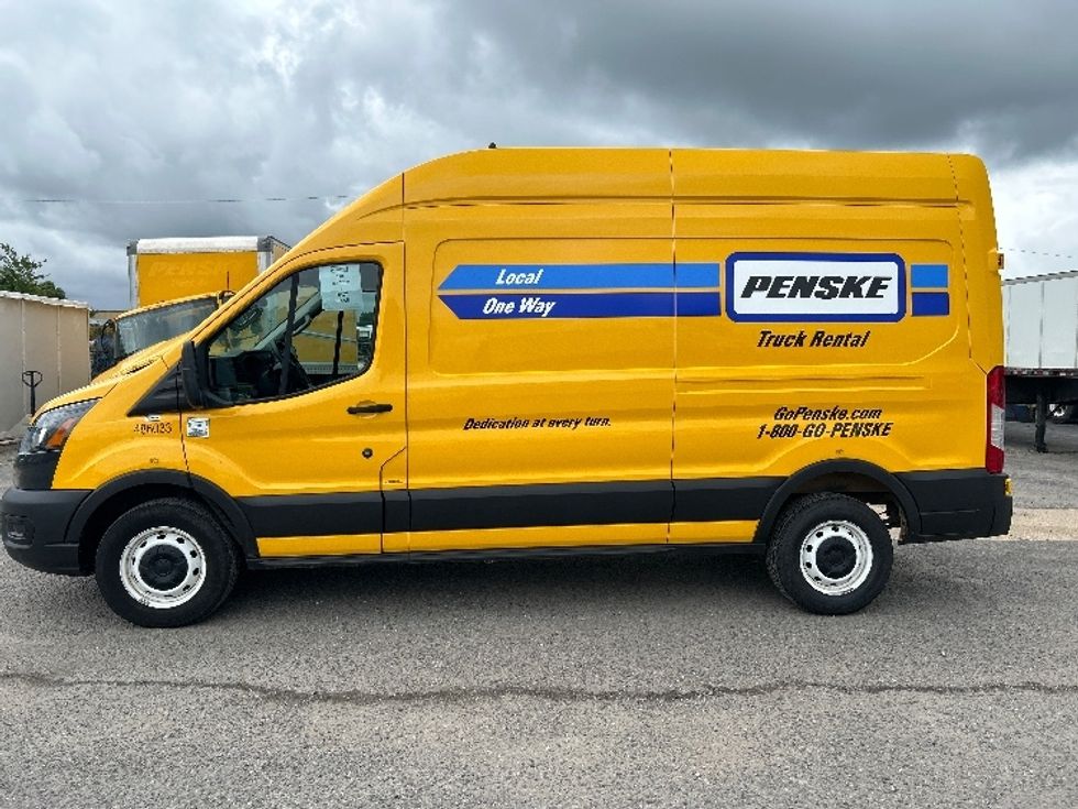 Cargo Van (Panel Van)-Light and Medium Duty Trucks-Ford-2021-Transit 250-Shreveport-LA-94,567\n\t\tmiles-$ 33,000 - Image 4