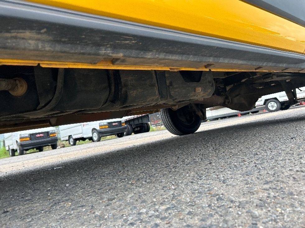 Cargo Van (Panel Van)-Light and Medium Duty Trucks-Ford-2021-Transit 250-Shreveport-LA-94,567\n\t\tmiles-$ 33,000 - Image 5