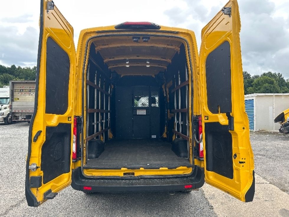 Cargo Van (Panel Van)-Light and Medium Duty Trucks-Ford-2021-Transit 250-Shreveport-LA-94,567\n\t\tmiles-$ 33,000 - Image 8