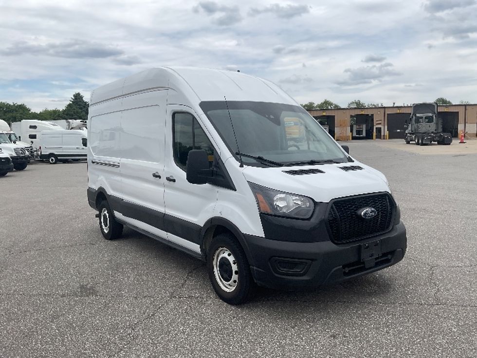 Cargo Van (Panel Van)-Light and Medium Duty Trucks-Ford-2021-Transit 250-South Bend-IN-71,321\n\t\tmiles-$ 35,000 - Image 1