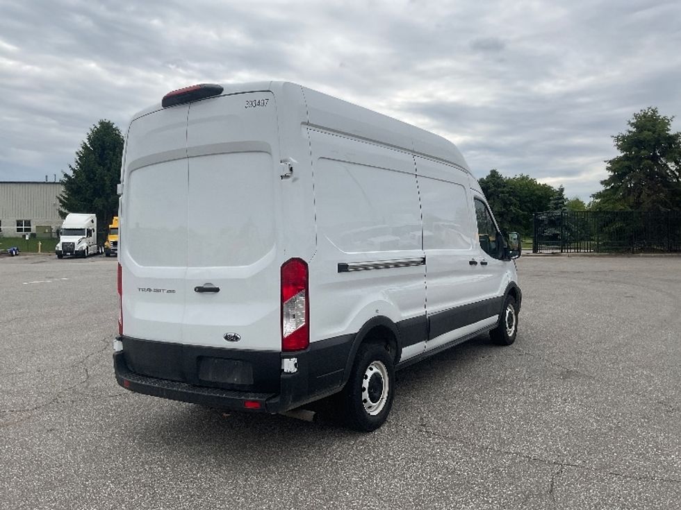 Cargo Van (Panel Van)-Light and Medium Duty Trucks-Ford-2021-Transit 250-South Bend-IN-71,321\n\t\tmiles-$ 35,000 - Image 11