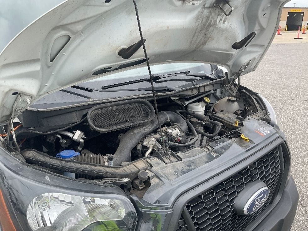 Cargo Van (Panel Van)-Light and Medium Duty Trucks-Ford-2021-Transit 250-South Bend-IN-71,321\n\t\tmiles-$ 35,000 - Image 18