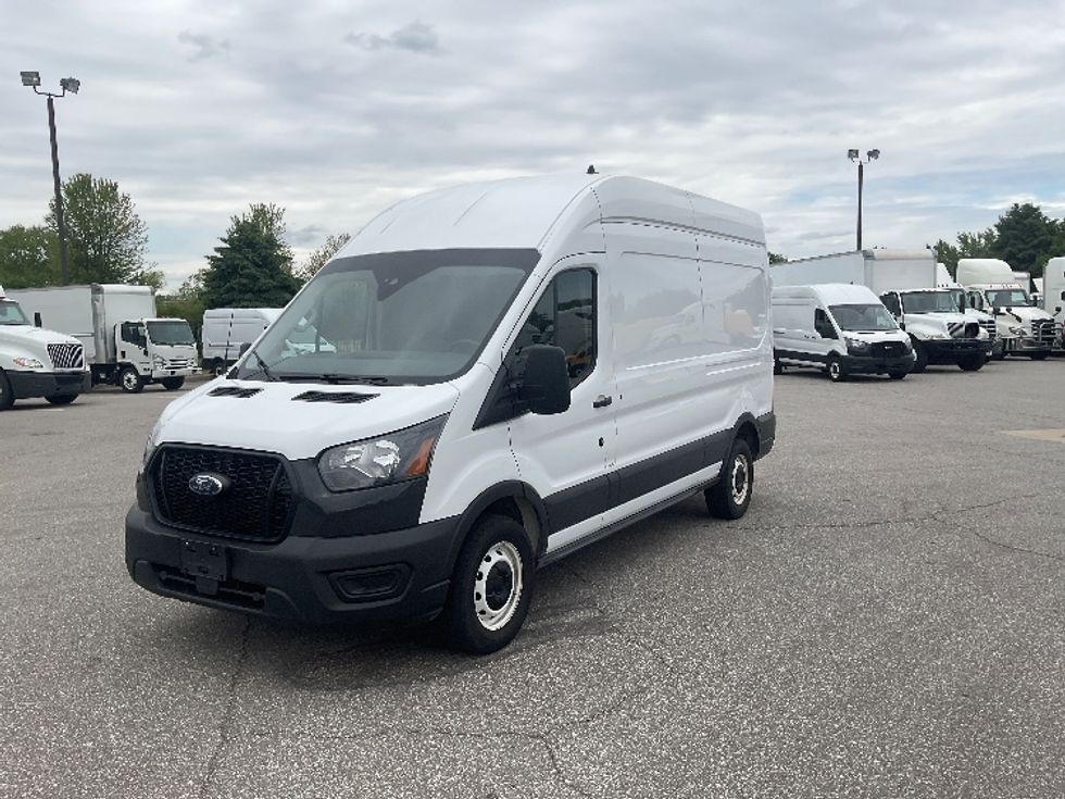 Cargo Van (Panel Van)-Light and Medium Duty Trucks-Ford-2021-Transit 250-South Bend-IN-71,321\n\t\tmiles-$ 35,000 - Image 3