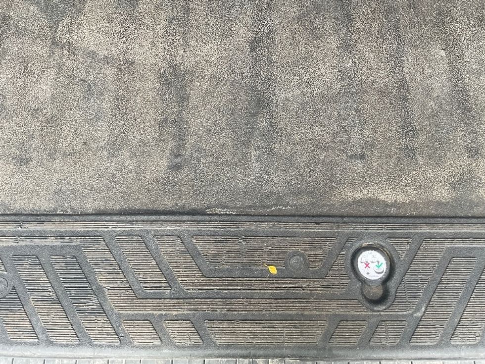 Cargo Van (Panel Van)-Light and Medium Duty Trucks-Ford-2021-Transit 250-South Bend-IN-71,321\n\t\tmiles-$ 35,000 - Image 9