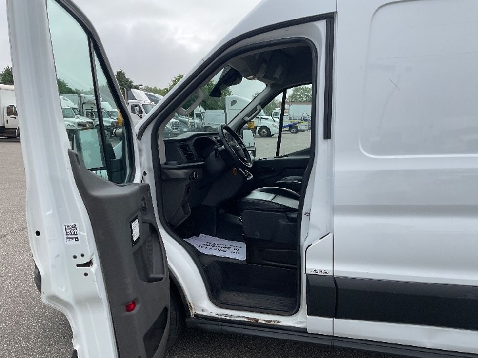 Cargo Van (Panel Van)-Light and Medium Duty Trucks-Ford-2021-Transit 250-South Bend-IN-90,676\n\t\tmiles-$ 33,500 - Image 16