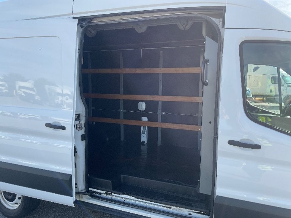 Cargo Van (Panel Van)-Light and Medium Duty Trucks-Ford-2021-Transit 250-South Bend-IN-92,479\n\t\tmiles-$ 33,250 - Image 22