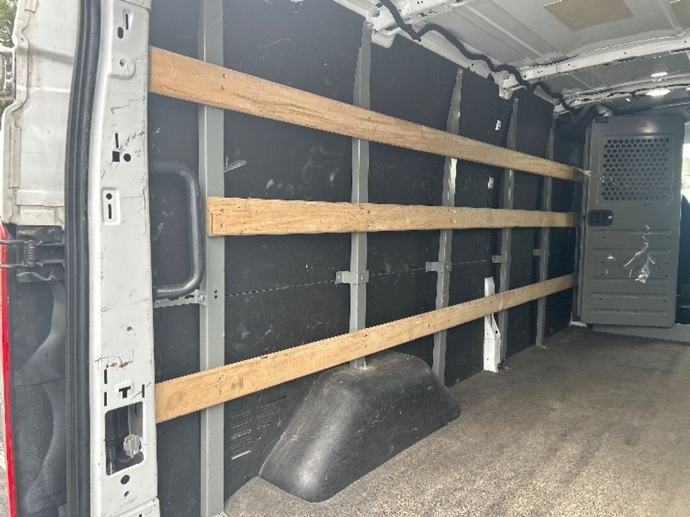 Cargo Van (Panel Van)-Light and Medium Duty Trucks-Ford-2021-Transit 250-South Plainfield-NJ-45,532\n\t\tmiles-$ 33,750 - Image 9