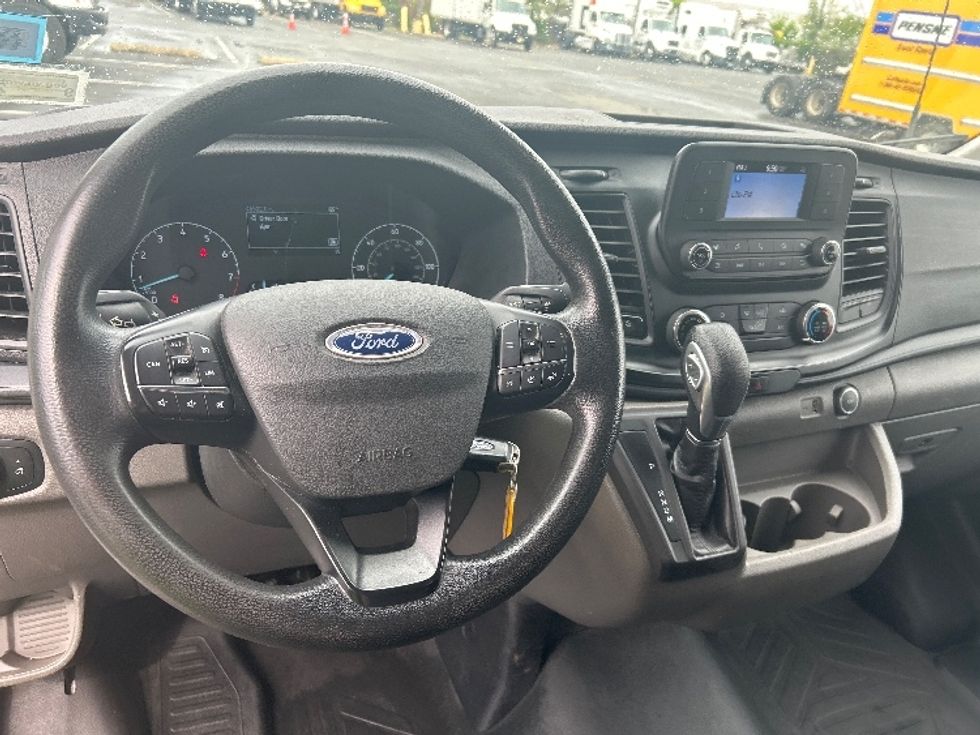 Cargo Van (Panel Van)-Light and Medium Duty Trucks-Ford-2021-Transit 250-South Plainfield-NJ-45,532\n\t\tmiles-$ 33,750 - Image 15