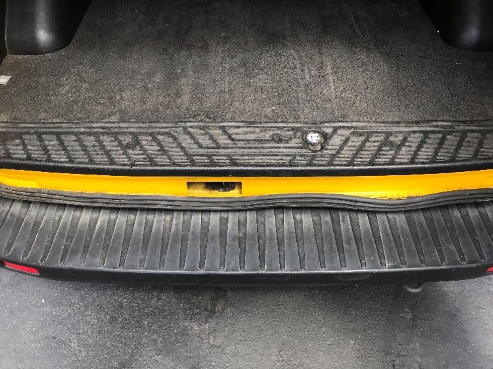 Cargo Van (Panel Van)-Light and Medium Duty Trucks-Ford-2021-Transit 250-South San Francisco-CA-33,213\n\t\tmiles-$ 33,000 - Image 9