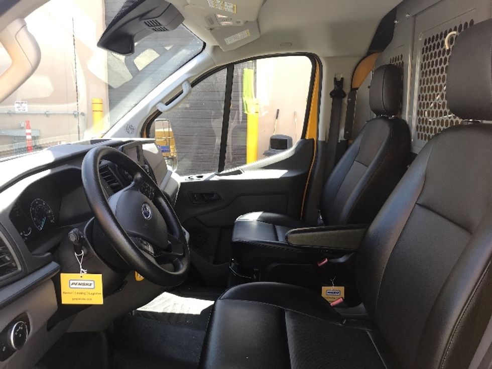 Cargo Van (Panel Van)-Light and Medium Duty Trucks-Ford-2021-Transit 250-South San Francisco-CA-33,213\n\t\tmiles-$ 33,000 - Image 18