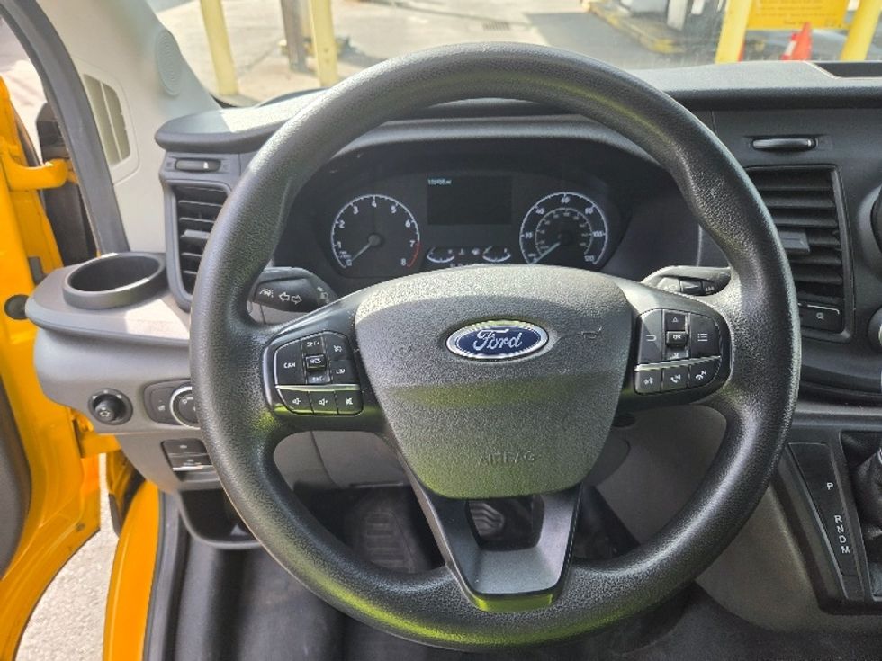 Cargo Van (Panel Van)-Light and Medium Duty Trucks-Ford-2021-Transit 250-Springfield-MA-109,499\n\t\tmiles-$ 27,750 - Image 17