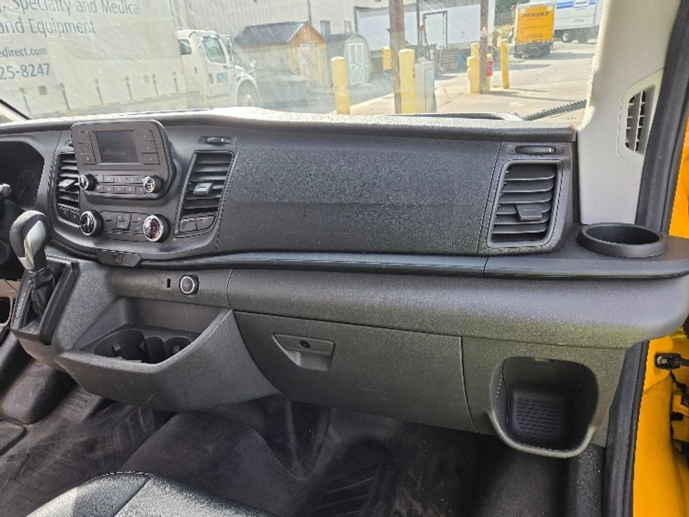 Cargo Van (Panel Van)-Light and Medium Duty Trucks-Ford-2021-Transit 250-Springfield-MA-109,499\n\t\tmiles-$ 27,750 - Image 21