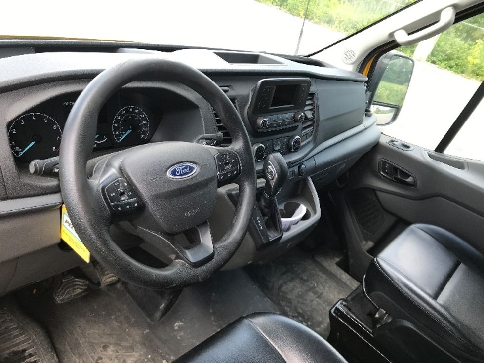 Cargo Van (Panel Van)-Light and Medium Duty Trucks-Ford-2021-Transit 250-Ste-Foy-PQ-293,171\n\t\tkm-$ 19,750 - Image 17