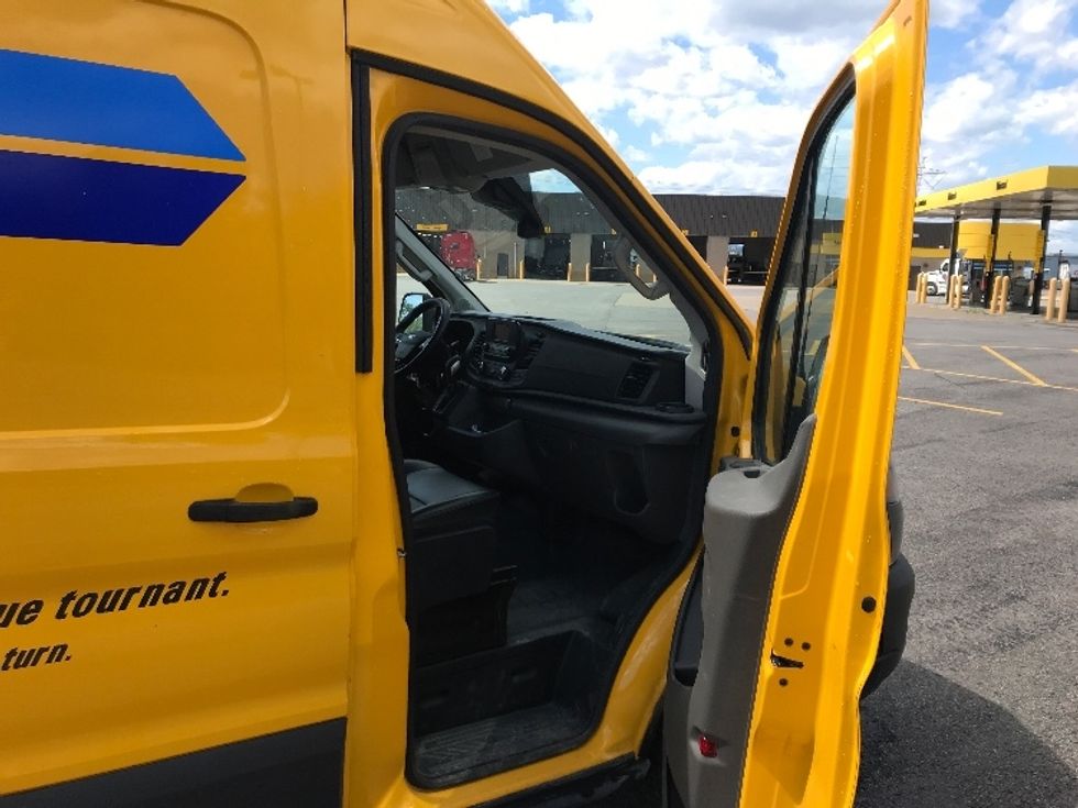 Cargo Van (Panel Van)-Light and Medium Duty Trucks-Ford-2021-Transit 250-Ste-Foy-PQ-293,171\n\t\tkm-$ 19,750 - Image 20