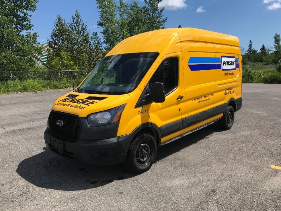 Cargo Van (Panel Van)-Light and Medium Duty Trucks-Ford-2021-Transit 250-Ste-Foy-PQ-293,171\n\t\tkm-$ 19,750 - Image 3