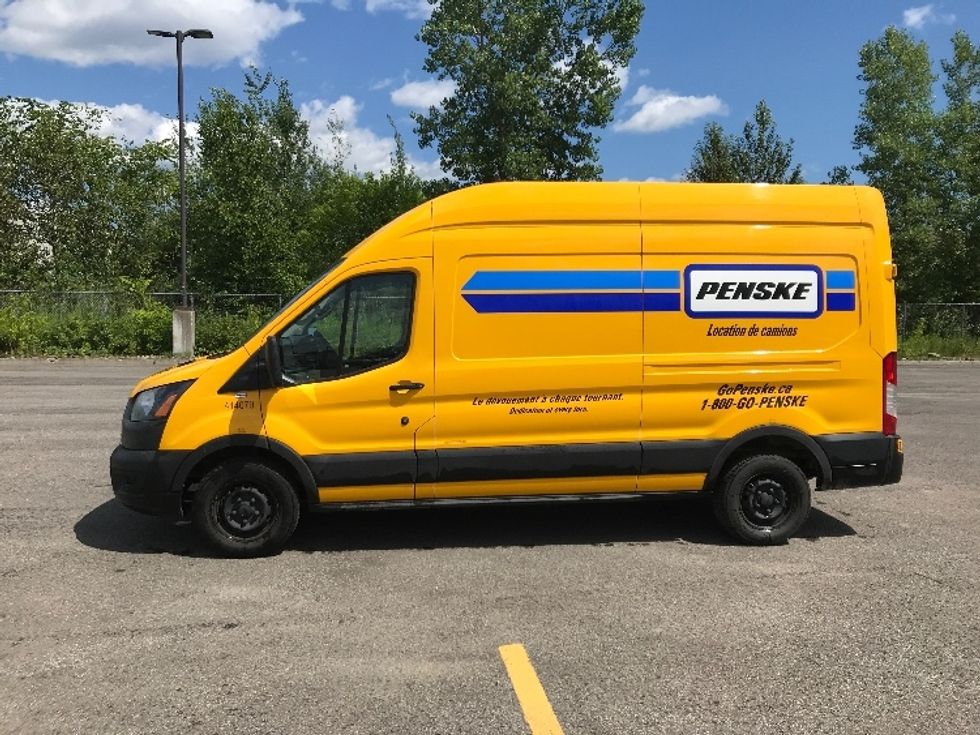 Cargo Van (Panel Van)-Light and Medium Duty Trucks-Ford-2021-Transit 250-Ste-Foy-PQ-293,171\n\t\tkm-$ 19,750 - Image 4