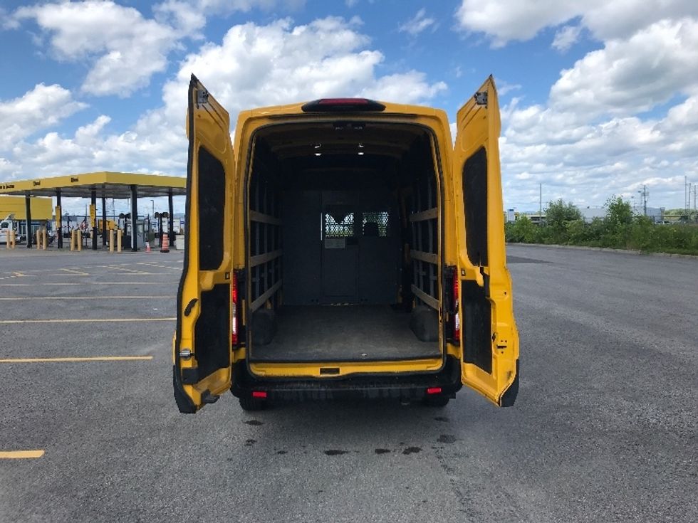 Cargo Van (Panel Van)-Light and Medium Duty Trucks-Ford-2021-Transit 250-Ste-Foy-PQ-293,171\n\t\tkm-$ 19,750 - Image 8