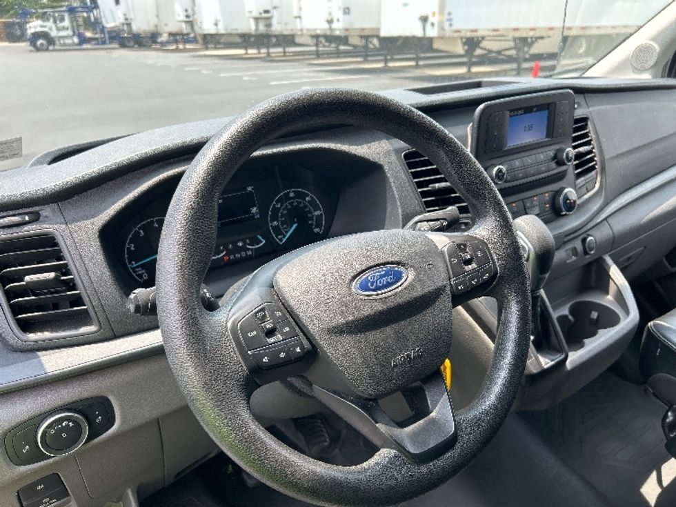 Cargo Van (Panel Van)-Light and Medium Duty Trucks-Ford-2021-Transit 250-Sterling-VA-55,461\n\t\tmiles-$ 38,000 - Image 17
