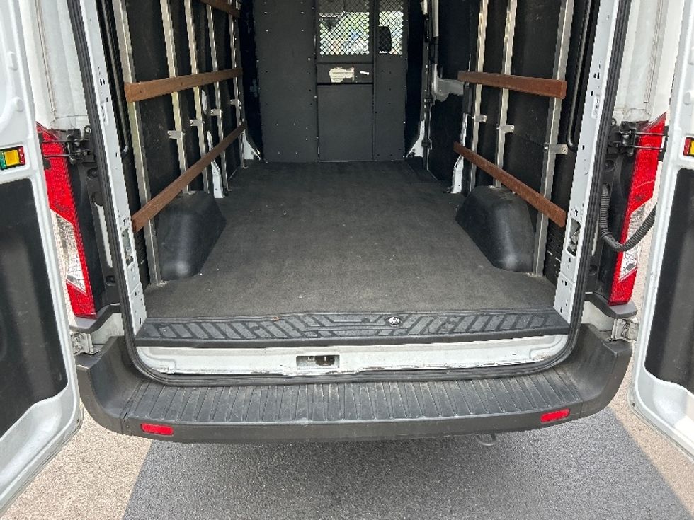 Cargo Van (Panel Van)-Light and Medium Duty Trucks-Ford-2021-Transit 250-Sterling-VA-55,461\n\t\tmiles-$ 38,000 - Image 9
