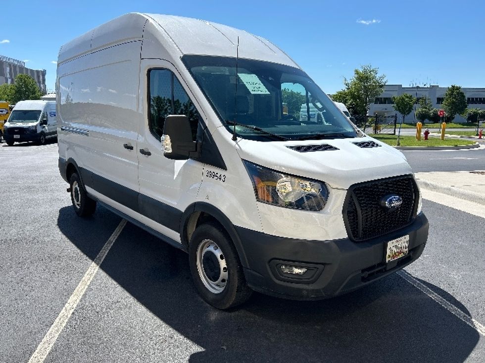 Cargo Van (Panel Van)-Light and Medium Duty Trucks-Ford-2021-Transit 250-Sterling-VA-60,166\n\t\tmiles-$ 37,500 - Image 1