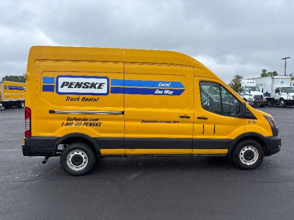 Cargo Van (Panel Van)-Light and Medium Duty Trucks-Ford-2021-Transit 250-Sterling-VA-91,857\n\t\tmiles-$ 30,750 - Image 15
