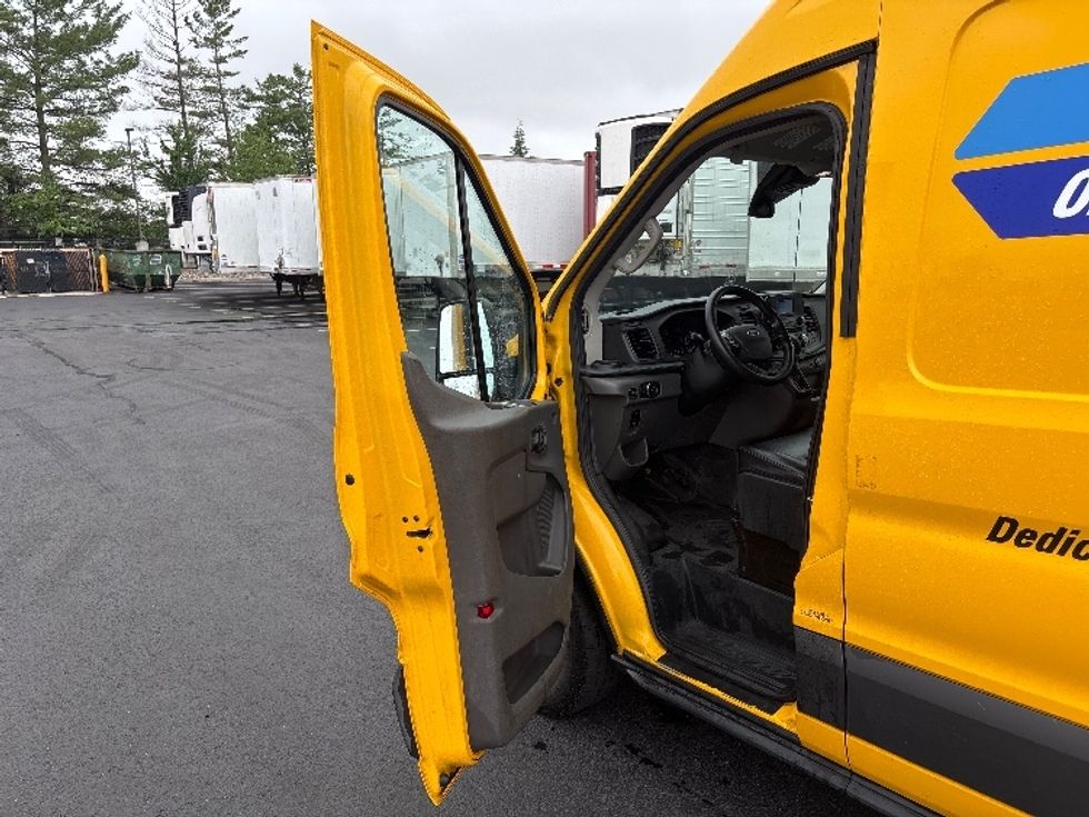 Cargo Van (Panel Van)-Light and Medium Duty Trucks-Ford-2021-Transit 250-Sterling-VA-91,857\n\t\tmiles-$ 30,750 - Image 16