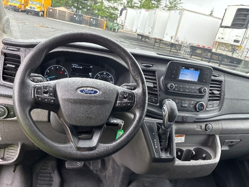 Cargo Van (Panel Van)-Light and Medium Duty Trucks-Ford-2021-Transit 250-Sterling-VA-91,857\n\t\tmiles-$ 30,750 - Image 18