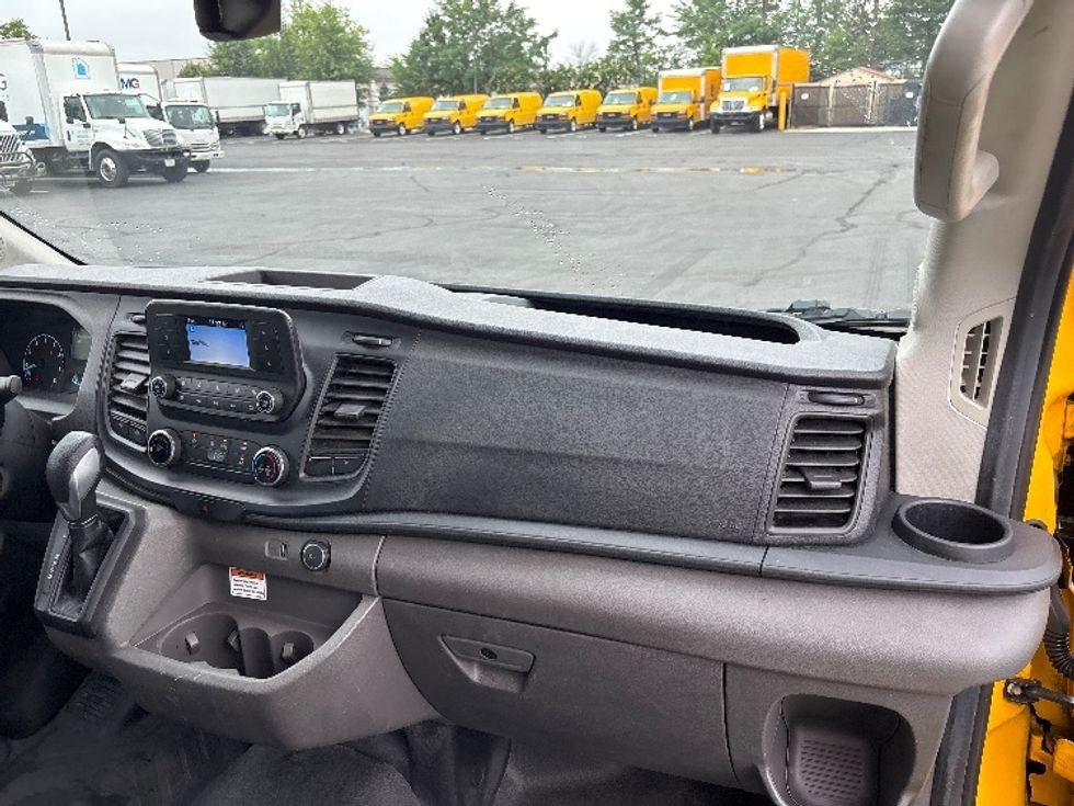 Cargo Van (Panel Van)-Light and Medium Duty Trucks-Ford-2021-Transit 250-Sterling-VA-91,857\n\t\tmiles-$ 30,750 - Image 21