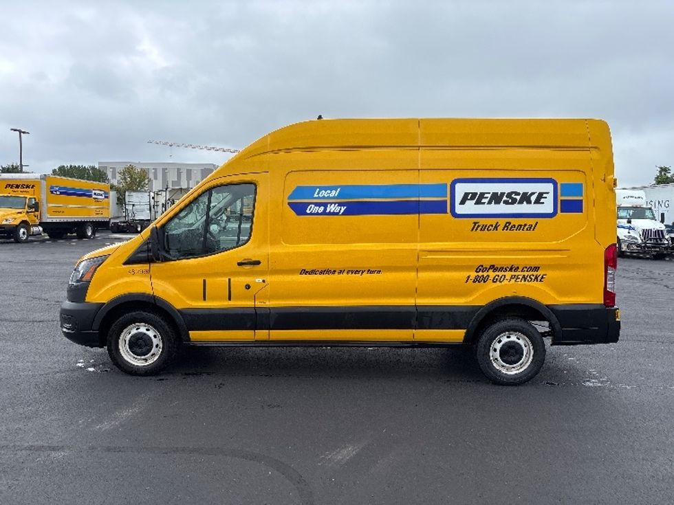 Cargo Van (Panel Van)-Light and Medium Duty Trucks-Ford-2021-Transit 250-Sterling-VA-91,857\n\t\tmiles-$ 30,750 - Image 4
