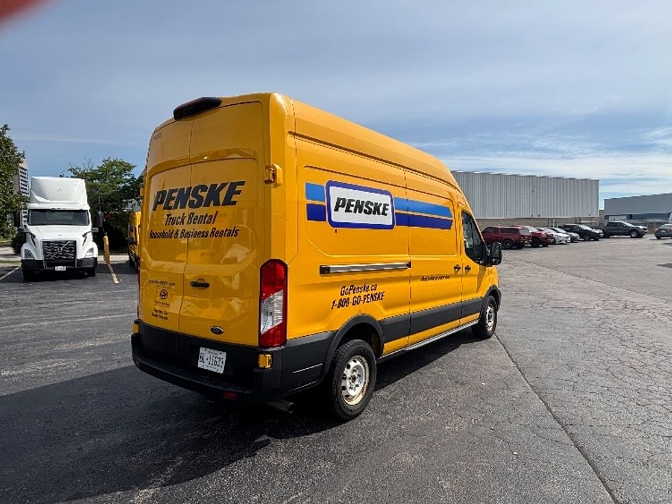 Cargo Van (Panel Van)-Light and Medium Duty Trucks-Ford-2021-Transit 250-Stoney Creek-ON-160,831\n\t\tkm-$ 32,000 - Image 13