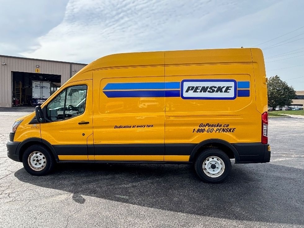 Cargo Van (Panel Van)-Light and Medium Duty Trucks-Ford-2021-Transit 250-Stoney Creek-ON-160,831\n\t\tkm-$ 32,000 - Image 4