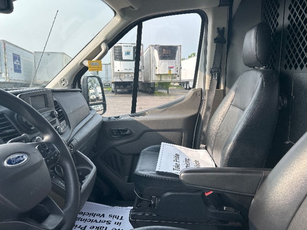 Cargo Van (Panel Van)-Light and Medium Duty Trucks-Ford-2021-Transit 250-Sturtevant-WI-51,655\n\t\tmiles-$ 36,750 - Image 18