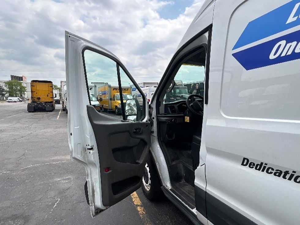 Cargo Van (Panel Van)-Light and Medium Duty Trucks-Ford-2021-Transit 250-Sturtevant-WI-65,280\n\t\tmiles-$ 35,500 - Image 16