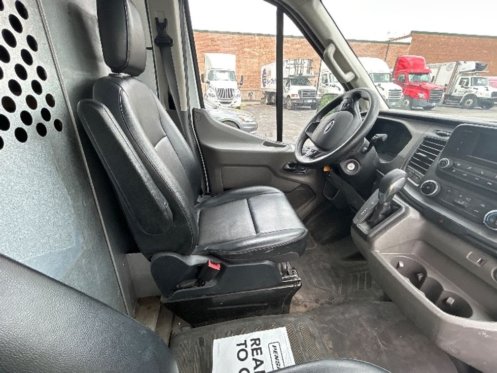 Cargo Van (Panel Van)-Light and Medium Duty Trucks-Ford-2021-Transit 250-Sturtevant-WI-65,280\n\t\tmiles-$ 35,500 - Image 22