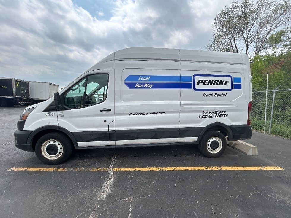 Cargo Van (Panel Van)-Light and Medium Duty Trucks-Ford-2021-Transit 250-Sturtevant-WI-65,280\n\t\tmiles-$ 35,500 - Image 4