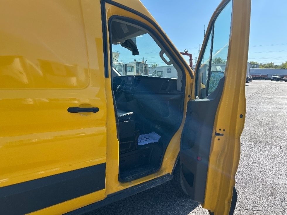 Cargo Van (Panel Van)-Light and Medium Duty Trucks-Ford-2021-Transit 250-Sturtevant-WI-75,222\n\t\tmiles-$ 31,500 - Image 19