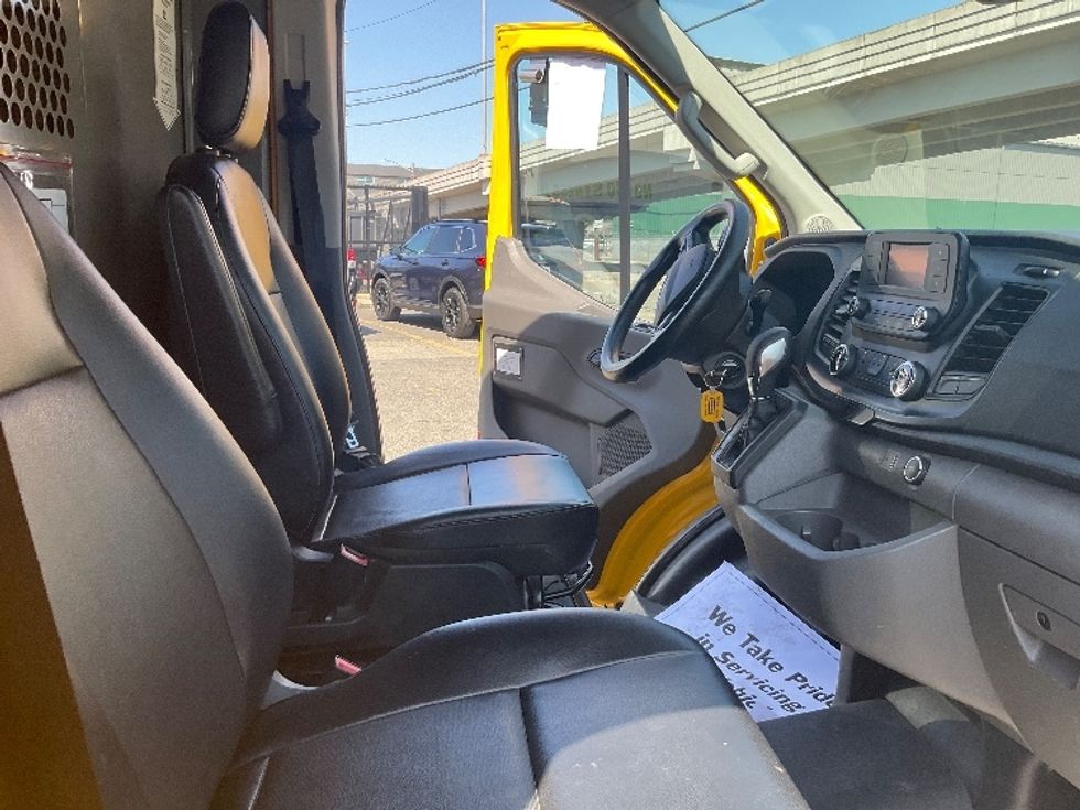 Cargo Van (Panel Van)-Light and Medium Duty Trucks-Ford-2021-Transit 250-Tacoma-WA-74,118\n\t\tmiles-$ 32,500 - Image 22
