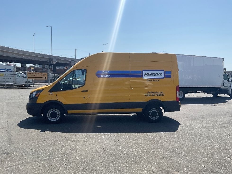 Cargo Van (Panel Van)-Light and Medium Duty Trucks-Ford-2021-Transit 250-Tacoma-WA-74,118\n\t\tmiles-$ 32,500 - Image 4