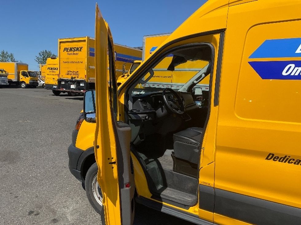 Cargo Van (Panel Van)-Light and Medium Duty Trucks-Ford-2021-Transit 250-Tacoma-WA-77,683\n\t\tmiles-$ 32,000 - Image 15