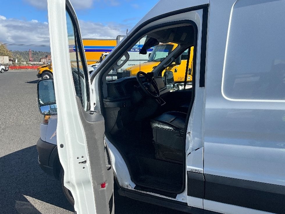 Cargo Van (Panel Van)-Light and Medium Duty Trucks-Ford-2021-Transit 250-Tacoma-WA-89,557\n\t\tmiles-$ 35,000 - Image 15